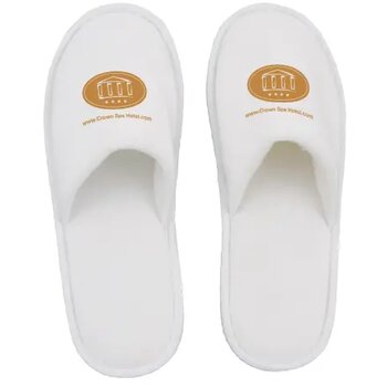 Paar slippers, dichte teen wit Paar slippers, dichte teen wit