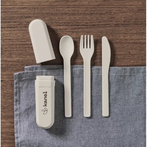 Bestekset en koker in pla Biteful beige