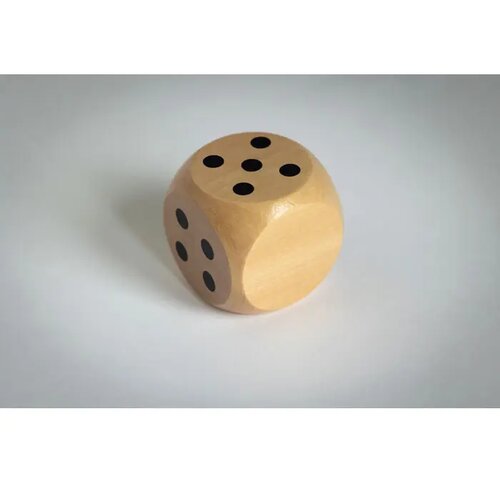 Schima houten dobbelsteen 5cm Dado Bruin