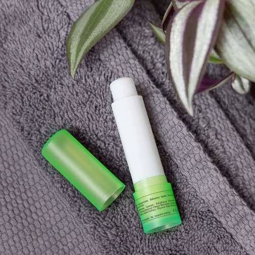 Lipbalsem stick ecru / groen