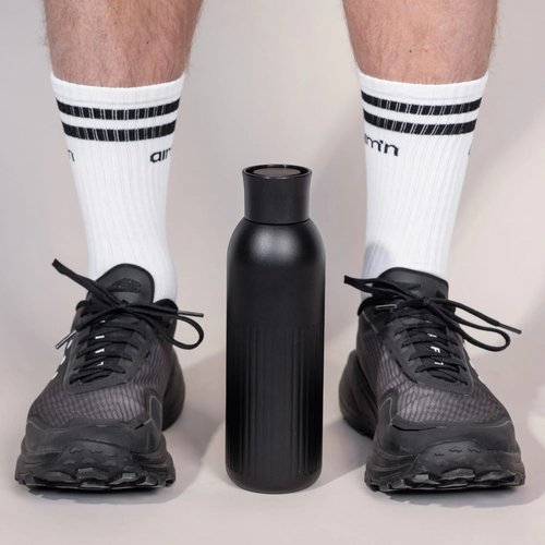 Sagaform Tekla Push stalen fles met druk dop gerecycled) 500 ml zwart 500 ml