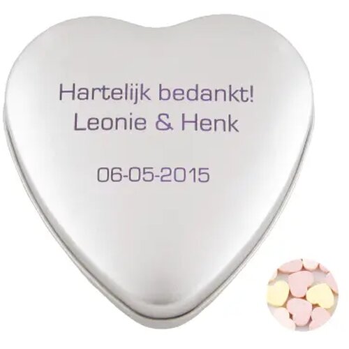 Hart blik standaard gevuld met ca. 80 gr. vruchtenhartjes. Optioneel te vullen met diverse vullingen uit Europa